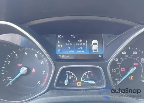 2015 Ford Focus Se z USA, uszkodzony, nr VIN 1FADP3FE5FL298477